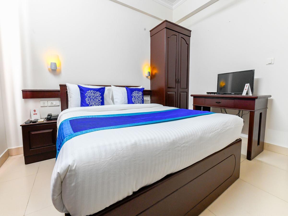 Oyo 11309 Hotel Green Land Residency Kochi Exteriér fotografie