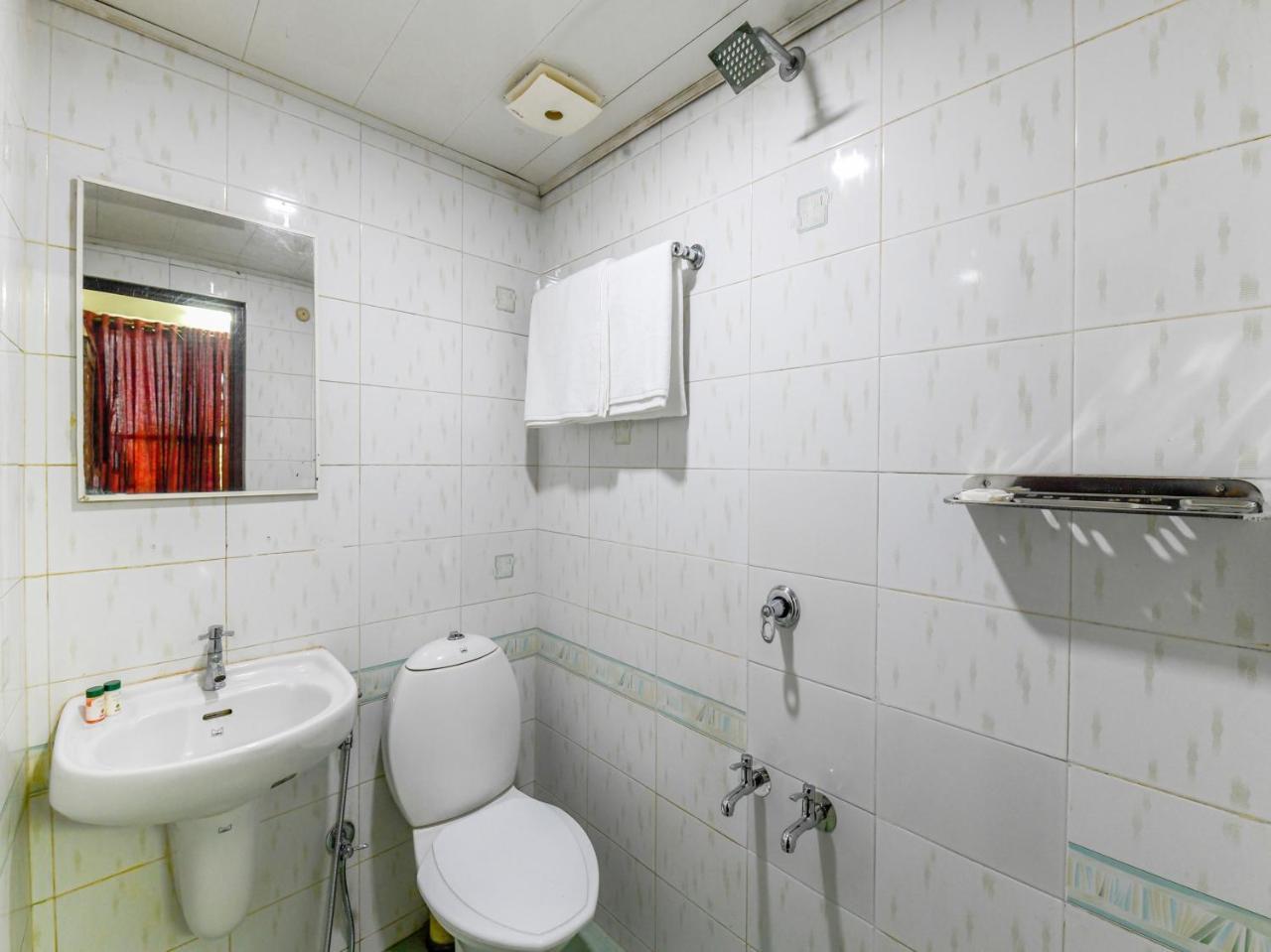 Oyo 11309 Hotel Green Land Residency Kochi Exteriér fotografie